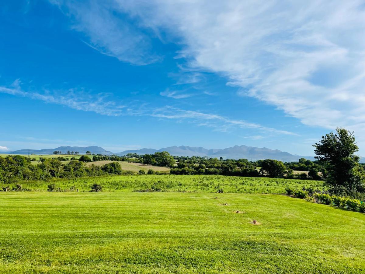 Country View House Hotel Milltown  Bagian luar foto