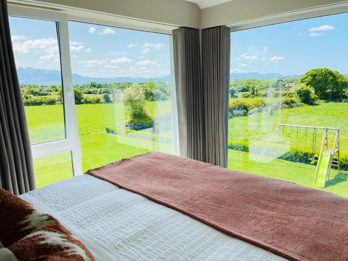 Country View House Hotel Milltown  Bagian luar foto