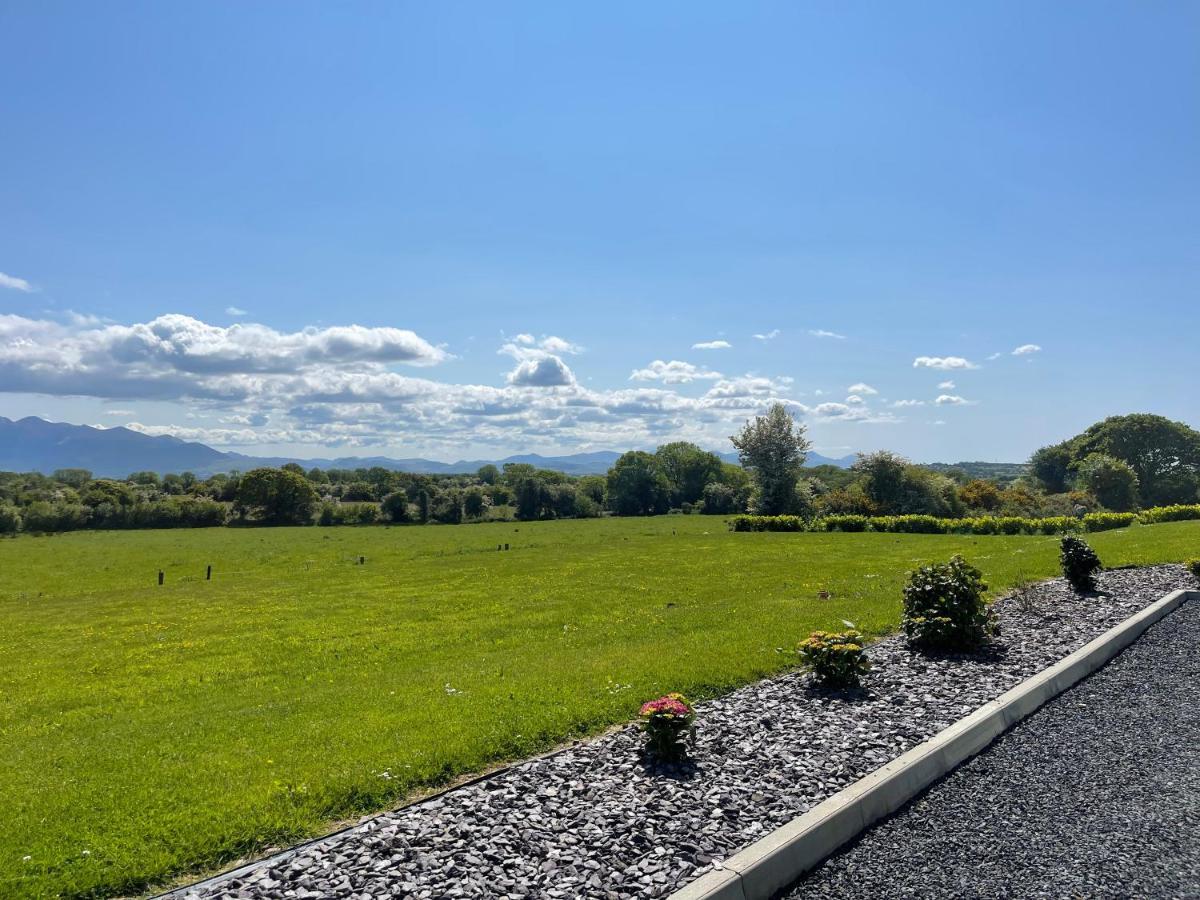 Country View House Hotel Milltown  Bagian luar foto