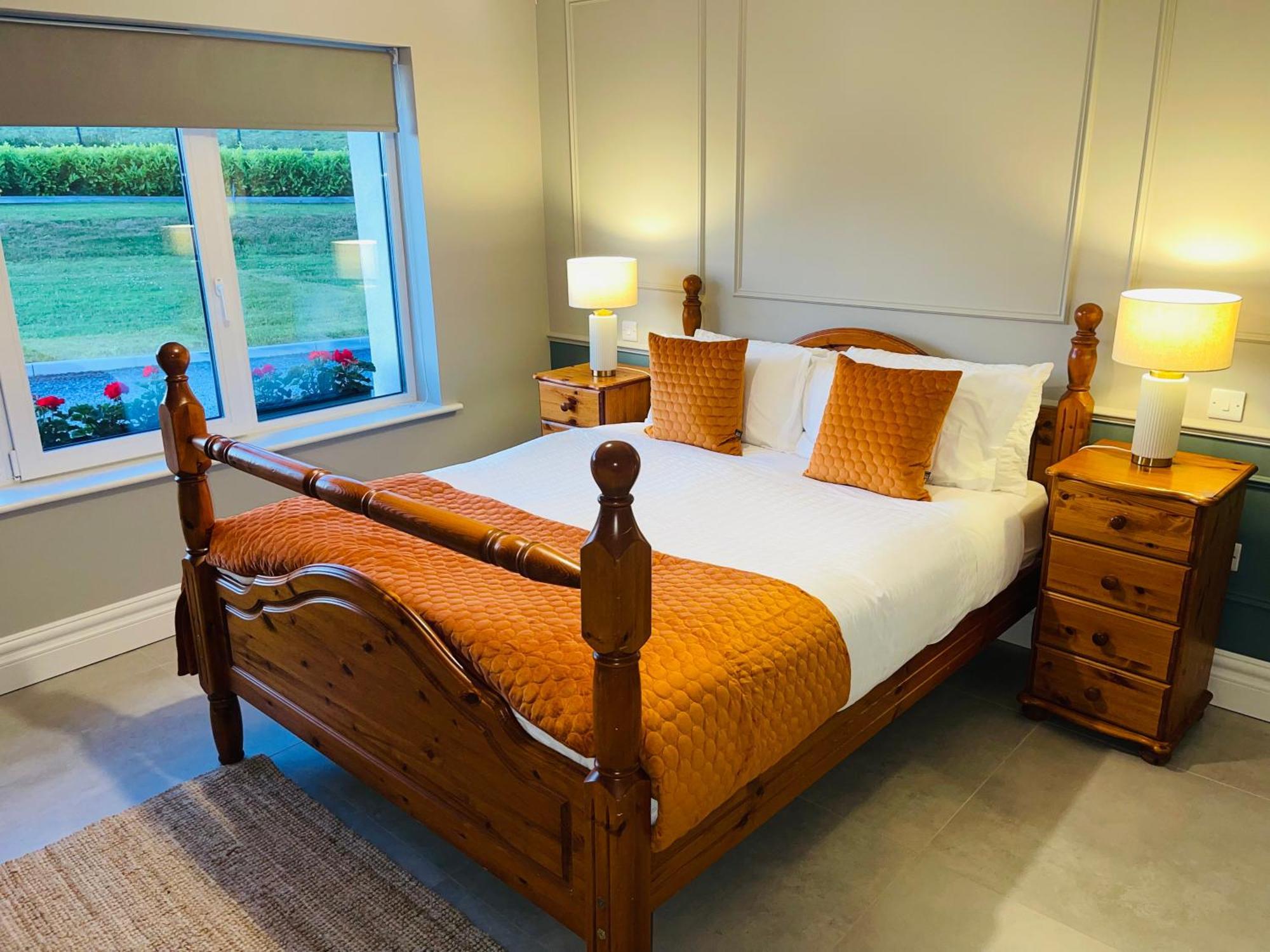 Country View House Hotel Milltown  Bagian luar foto